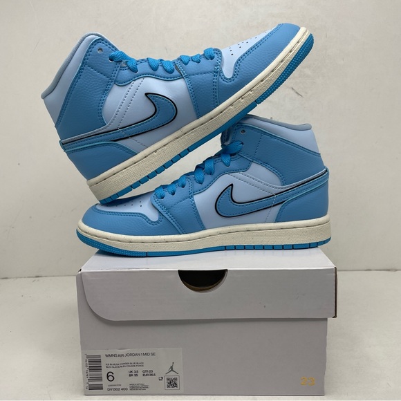 Nike Air Jordan 1 Retro Mid SE WMNS “Ice Blue/Powder Blue” 2023 - Picture 3 of 4